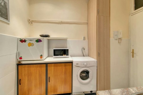 1b664b64-d288-41a1-bb62-509829059120