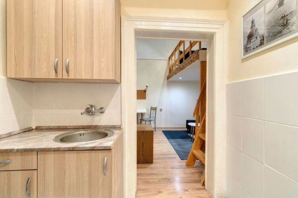 cfdc6bf4-daff-443e-a20b-ab074981ce10