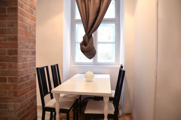 d3f9b849-b752-4a5b-822f-13098084edc1